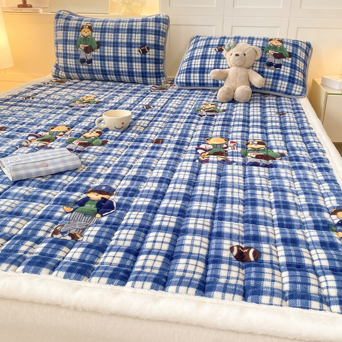 欧妮家纺 2025新款A类牛奶绒床垫床褥子软垫 暖绒-蓝格英伦熊