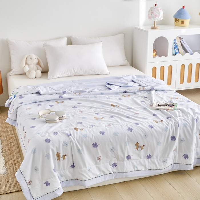 91家纺网 家纺一手货源 找家纺 简冠家纺 2026新款亲肤水洗仿棉夏被 贝娜