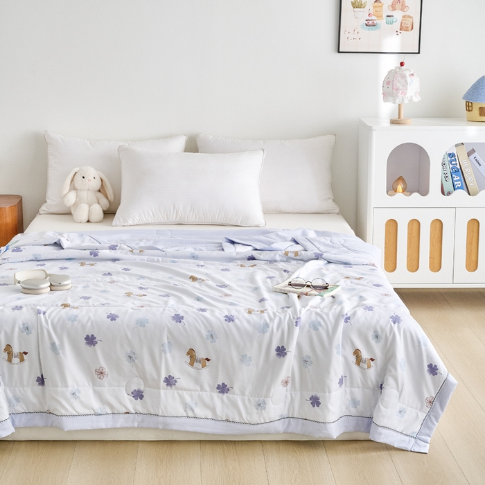 91家纺网 家纺一手货源 找家纺 简冠家纺 2026新款亲肤水洗仿棉夏被 贝娜