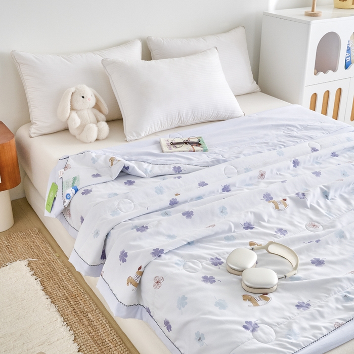 91家纺网 家纺一手货源 找家纺 简冠家纺 2026新款亲肤水洗仿棉夏被 贝娜