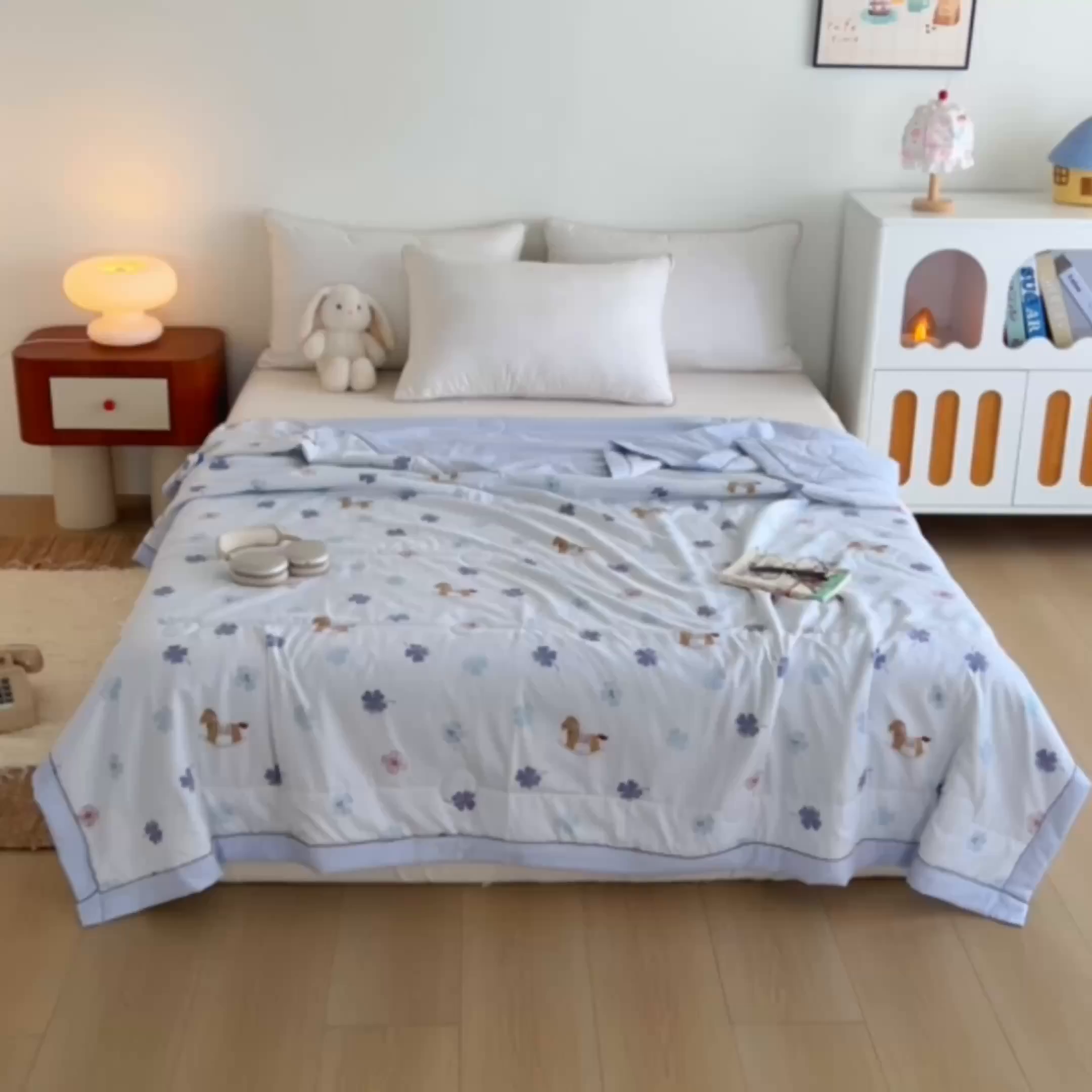 91家纺网 家纺一手货源 找家纺 简冠家纺 2026新款亲肤水洗仿棉夏被 贝娜