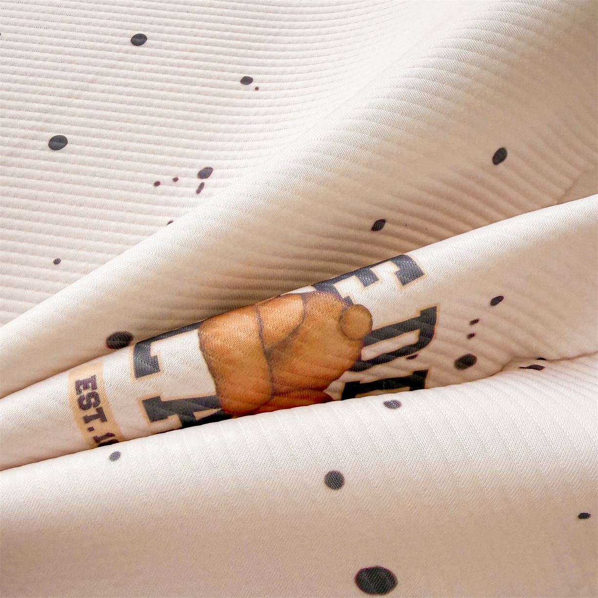 91家纺网 家纺一手货源 找家纺 源舍家纺 2026新款泰迪爱兰系列（正版授权）A类三明治复合印花斜纹豆豆软凉席床笠款 床笠款-泰迪点点