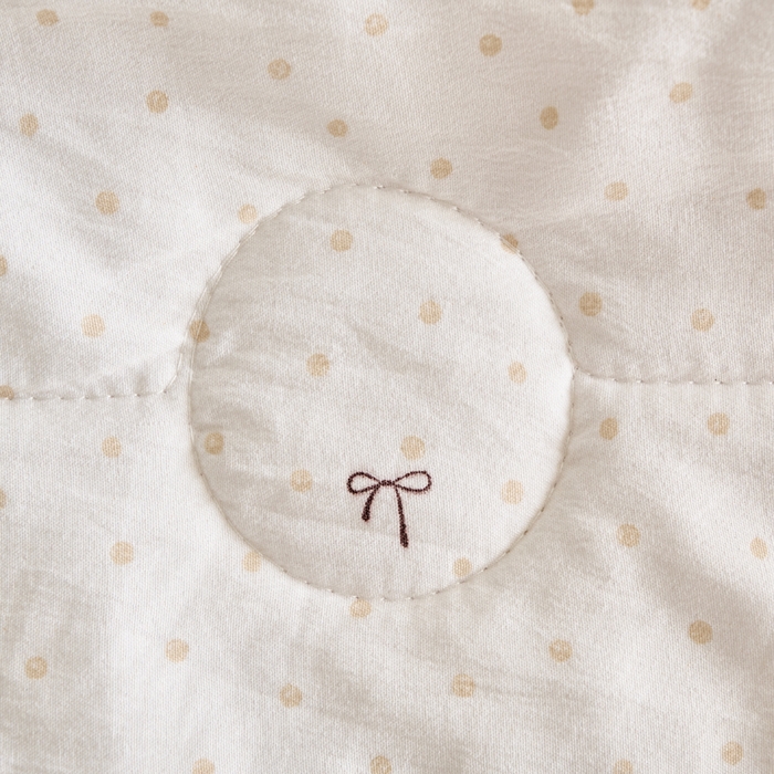 91家纺网 家纺一手货源 找家纺 简冠家纺 2026新款亲肤水洗仿棉夏被 初遇简约