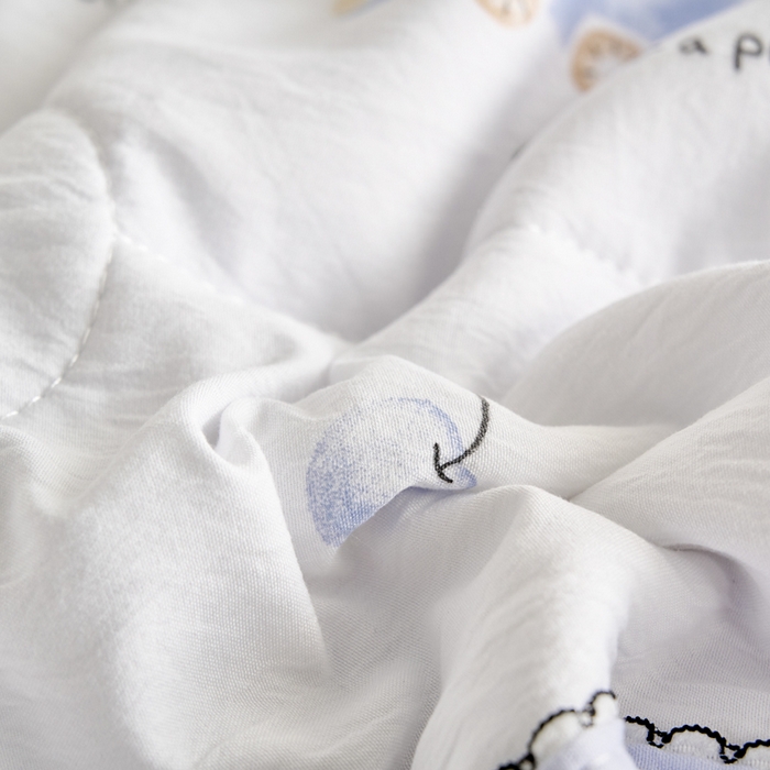 91家纺网 家纺一手货源 找家纺 简冠家纺 2026新款亲肤水洗仿棉夏被 独家记忆