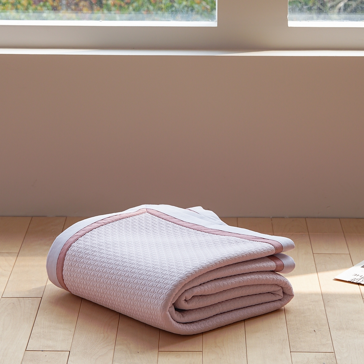 91家纺网 家纺一手货源 找家纺 三味舒屋 2026新款心漾撞色凉豆豆软席凉席席子 心漾粉