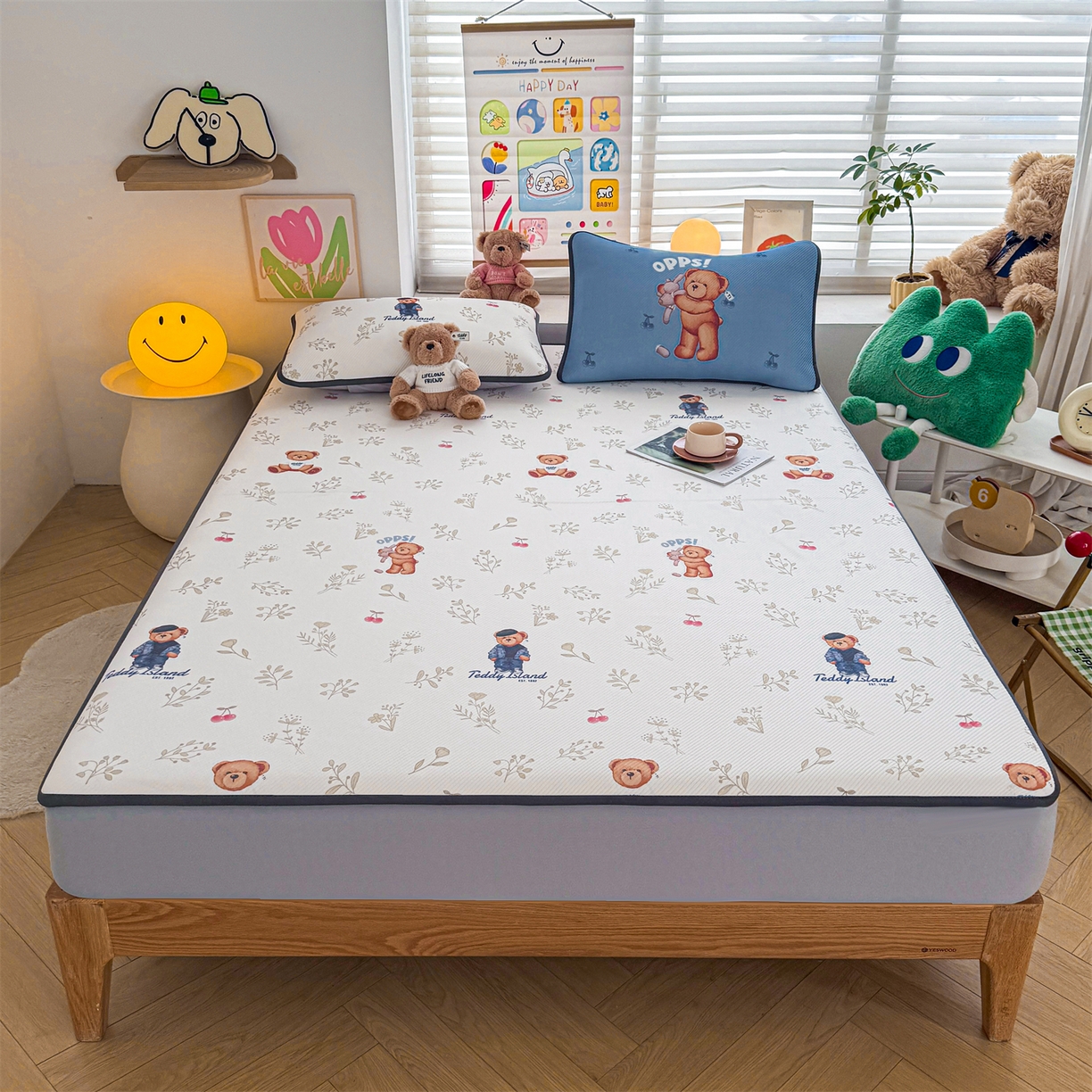 91家纺网 家纺一手货源 找家纺 源舍家纺 2026新款泰迪爱兰系列（正版授权）A类三明治复合印花斜纹豆豆软凉席床笠款 床笠款-泰迪樱桃