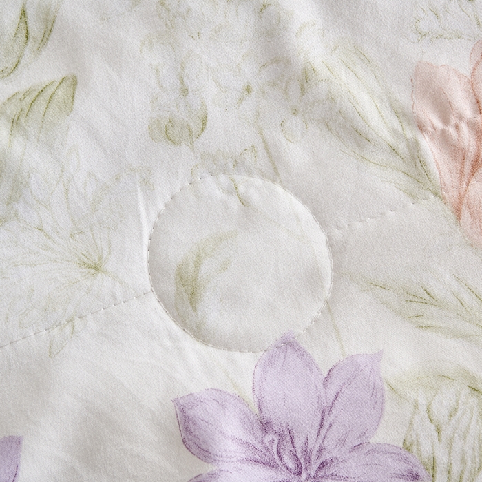 91家纺网 家纺一手货源 找家纺 简冠家纺 2026新款亲肤水洗仿棉夏被 风雪兰心