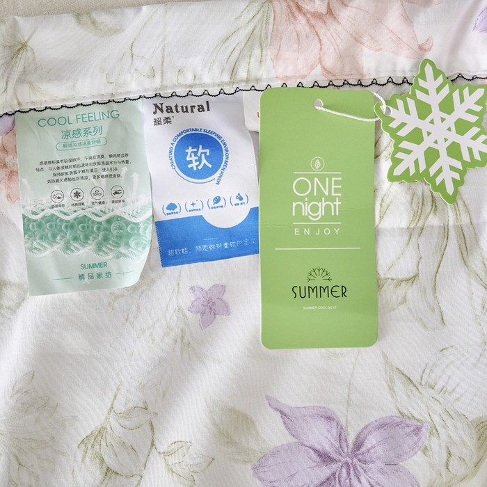 91家纺网 家纺一手货源 找家纺 简冠家纺 2026新款亲肤水洗仿棉夏被 风雪兰心