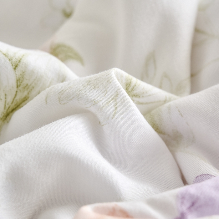 91家纺网 家纺一手货源 找家纺 简冠家纺 2026新款亲肤水洗仿棉夏被 风雪兰心