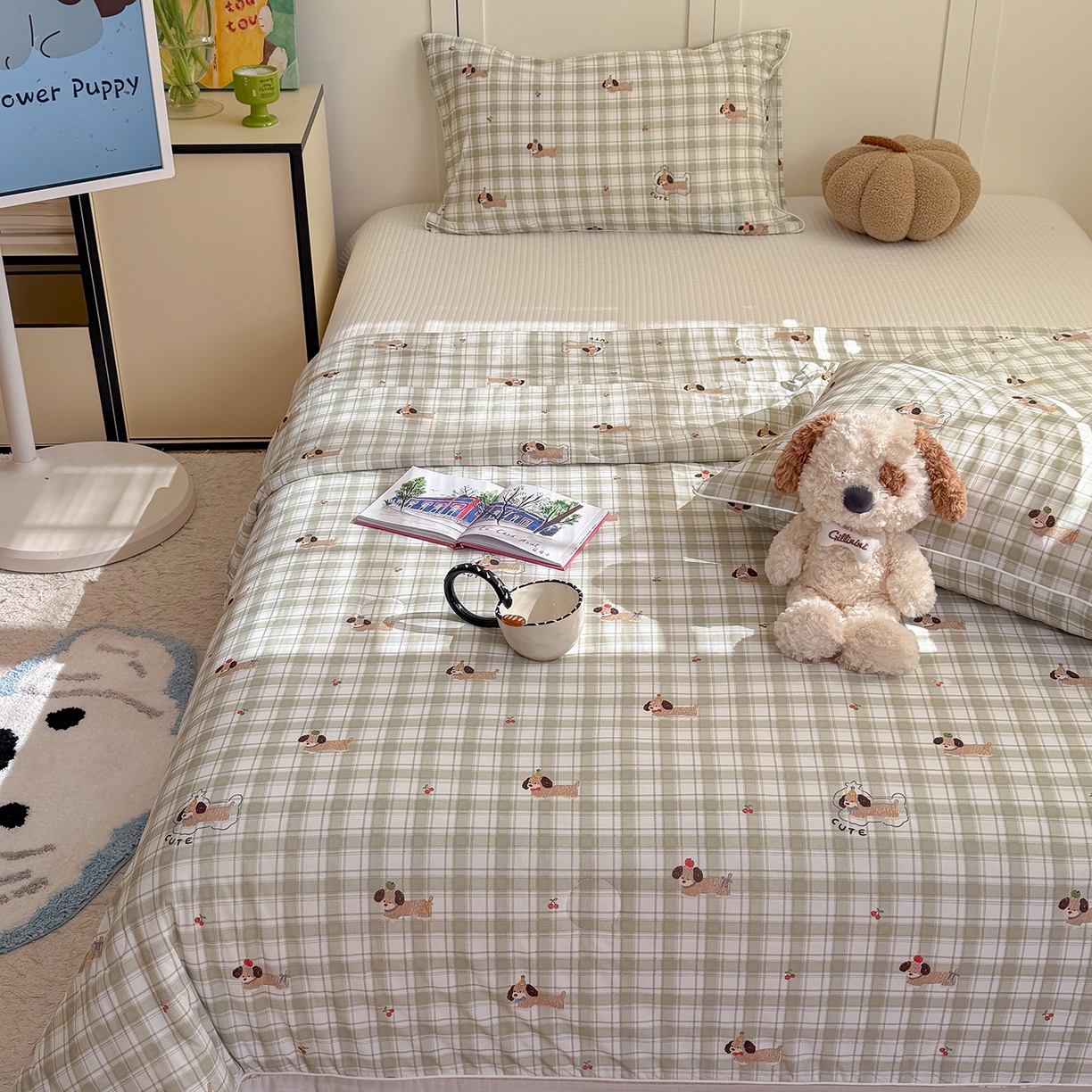 91家纺网 家纺一手货源 找家纺 金梦拉家纺 2026春夏新款锦氨凉感丝印花系列夏被空调被夏凉被 查理汪