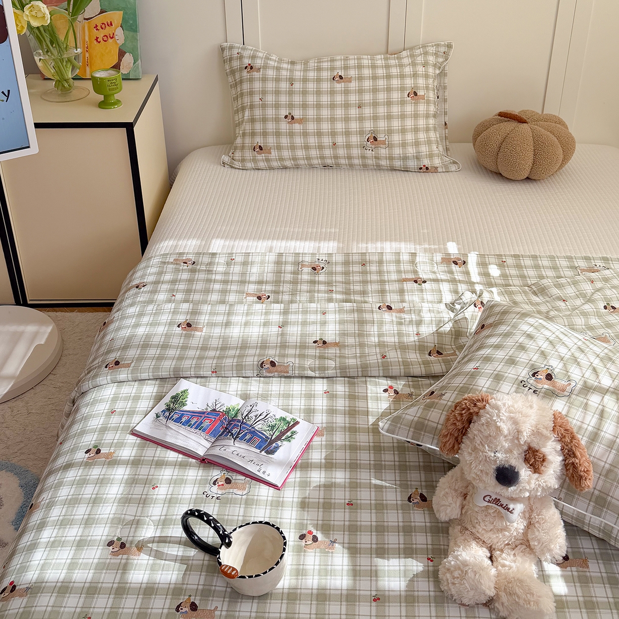 91家纺网 家纺一手货源 找家纺 金梦拉家纺 2026春夏新款锦氨凉感丝印花系列夏被空调被夏凉被 查理汪