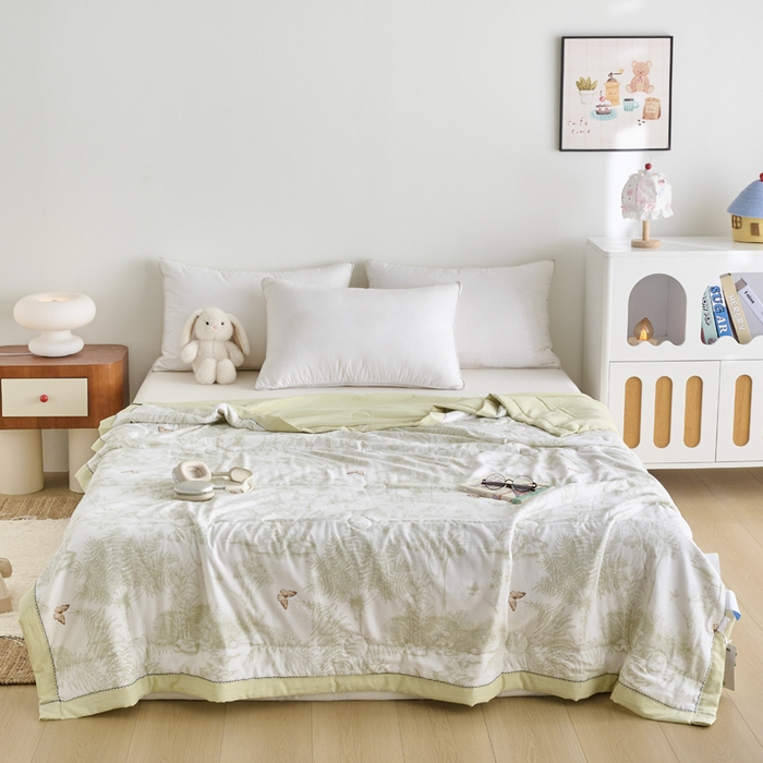 91家纺网 家纺一手货源 找家纺 简冠家纺 2026新款亲肤水洗仿棉夏被 赫莲娜