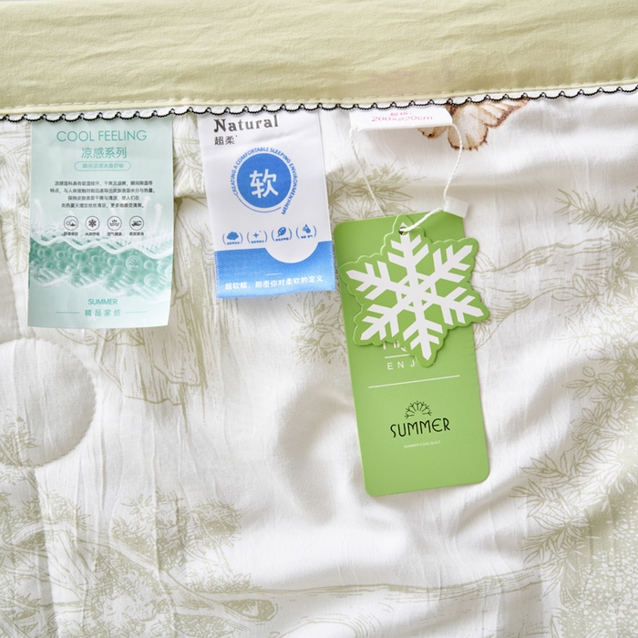 91家纺网 家纺一手货源 找家纺 简冠家纺 2026新款亲肤水洗仿棉夏被 赫莲娜