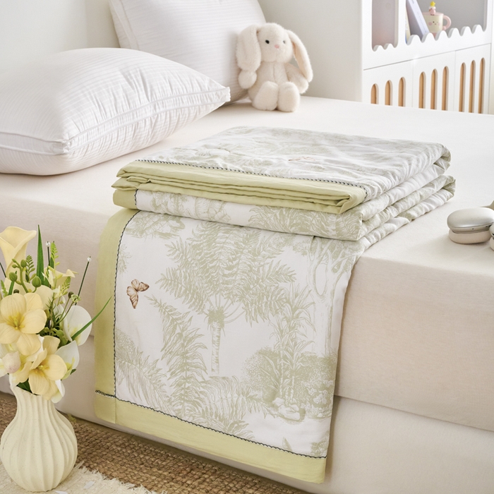 91家纺网 家纺一手货源 找家纺 简冠家纺 2026新款亲肤水洗仿棉夏被 赫莲娜