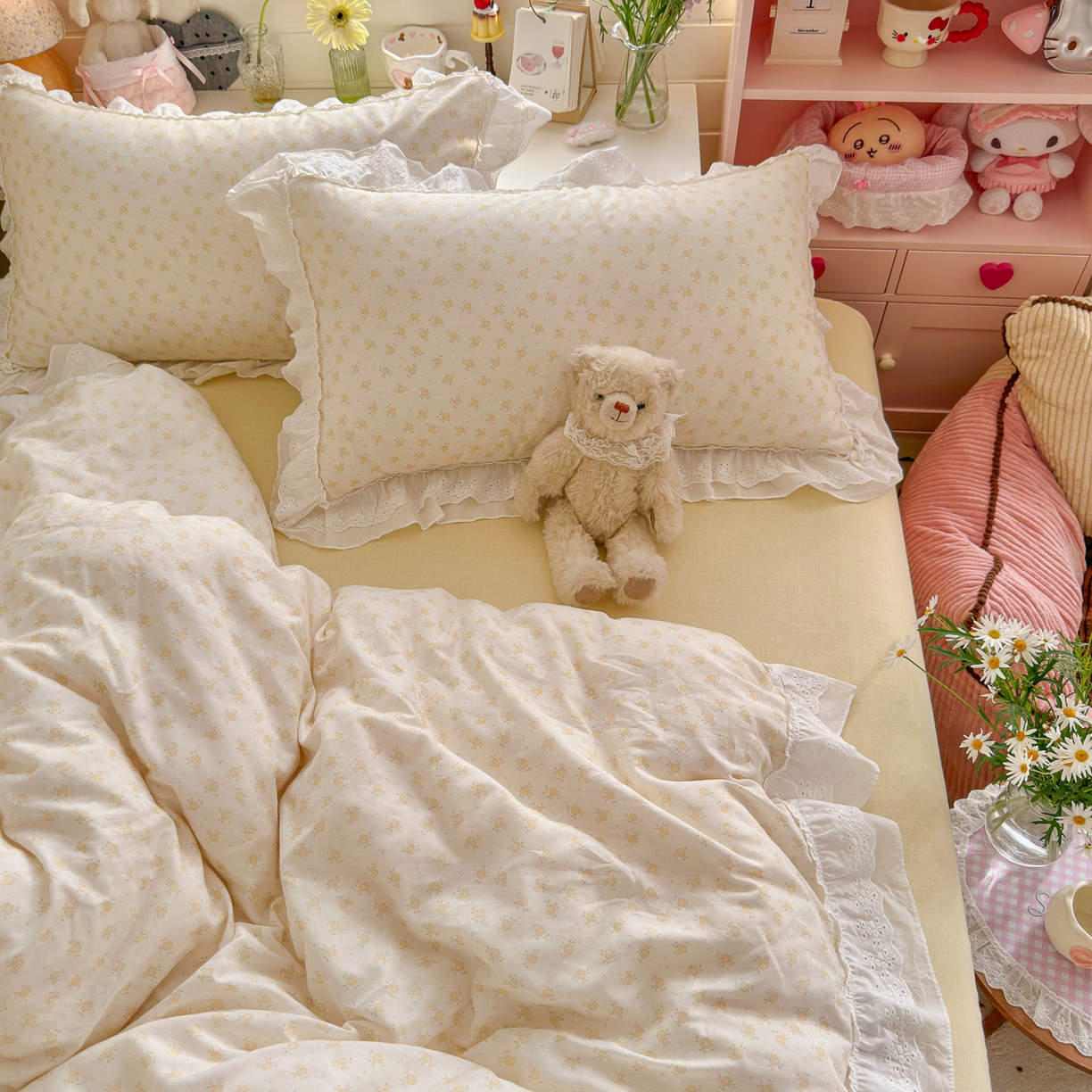 91家纺网 家纺一手货源 找家纺 锦彩家居 2026新款A类全棉纯棉双层纱韩式花边小清新三件套四件套INS小红书-月下花町系列（提供买家秀） 雏菊风铃