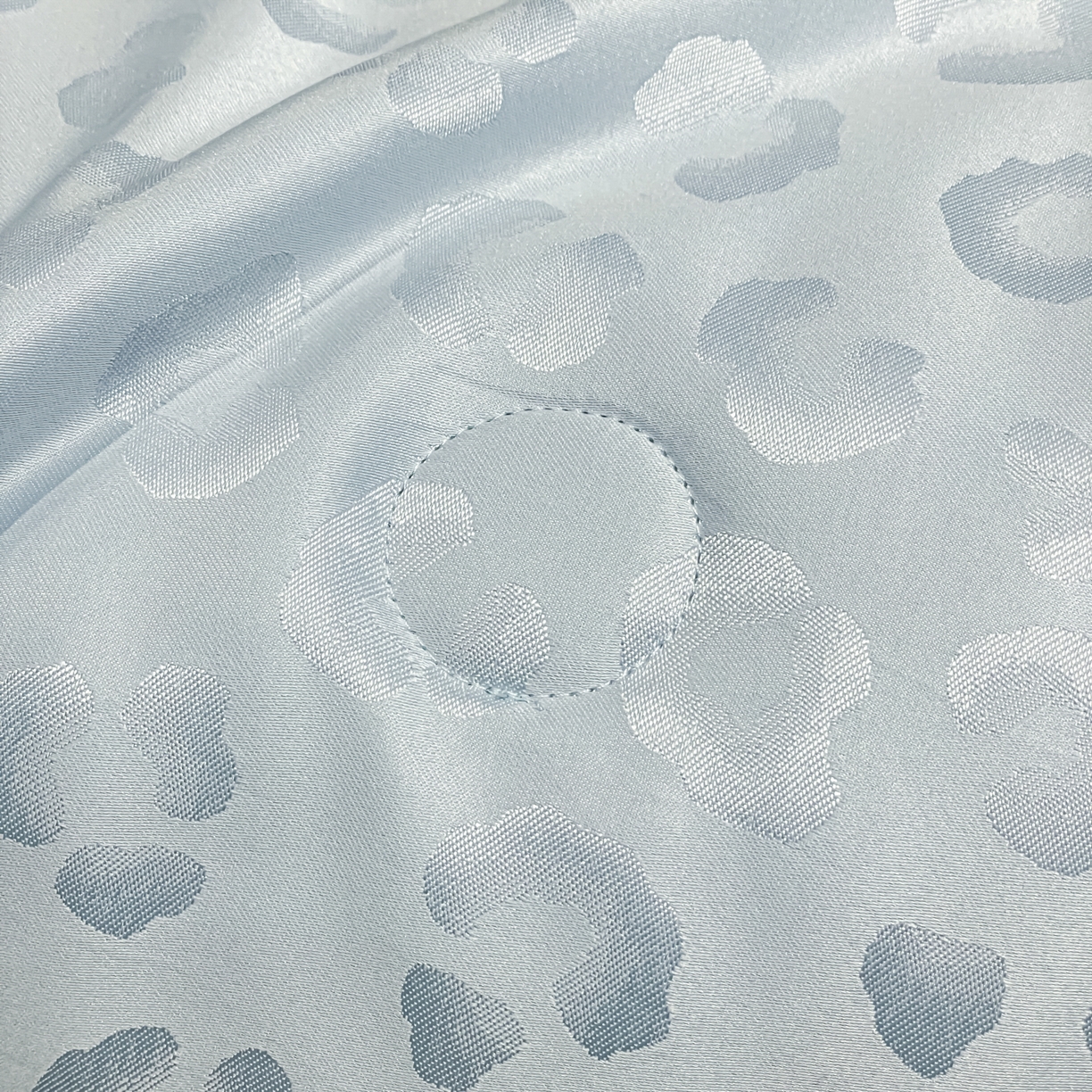 91家纺网 家纺一手货源 找家纺 （总）宇航家纺 2026新款轻奢天丝提花水洗真丝绣花夏被四件套-小马