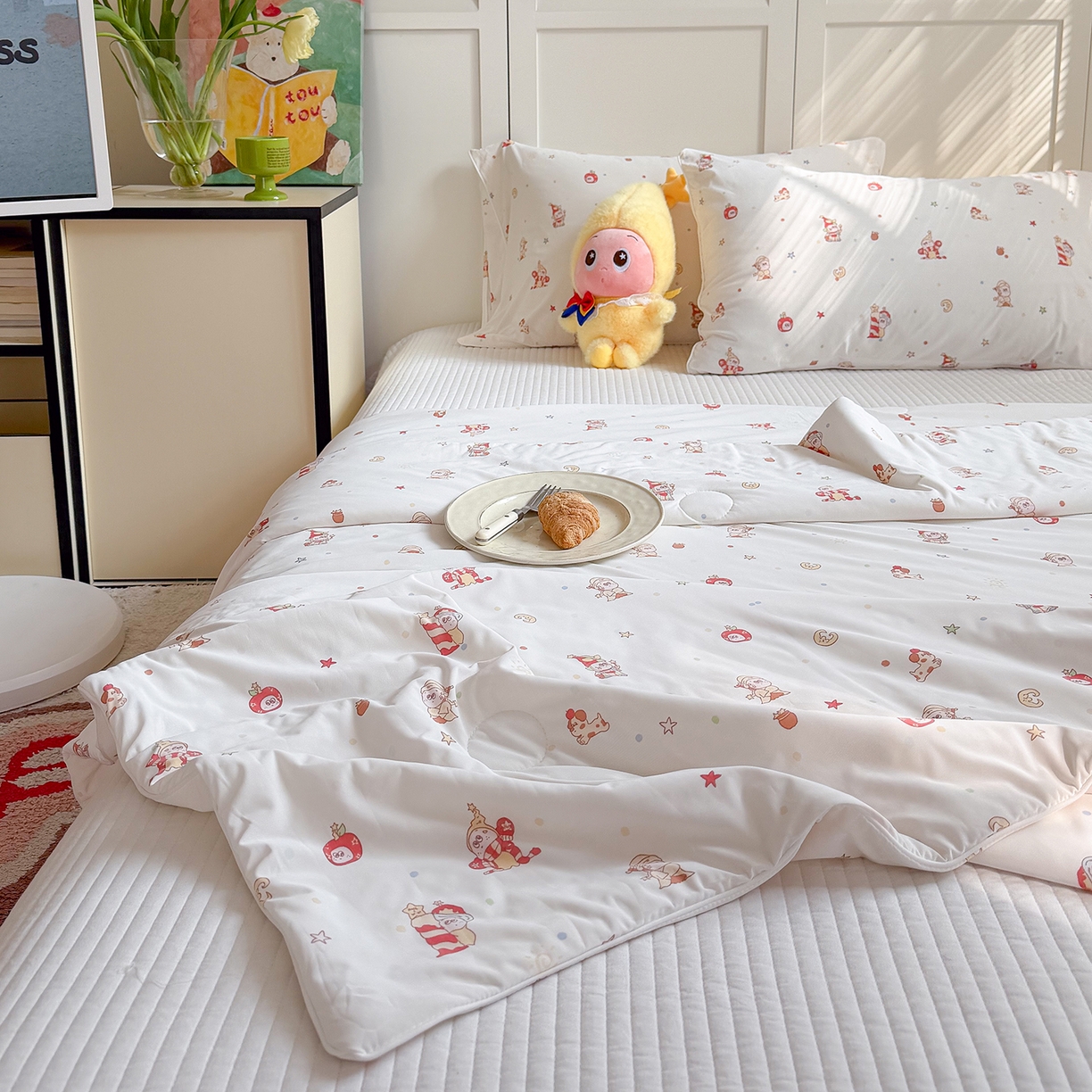 91家纺网 家纺一手货源 找家纺 金梦拉家纺 2026春夏新款锦氨凉感丝印花系列夏被空调被夏凉被 快乐星星