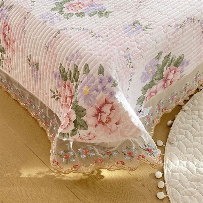 91家纺网 家纺一手货源 找家纺 （总）欧妮家纺 2026新款全棉面料蕾丝花边夹棉绗缝床盖