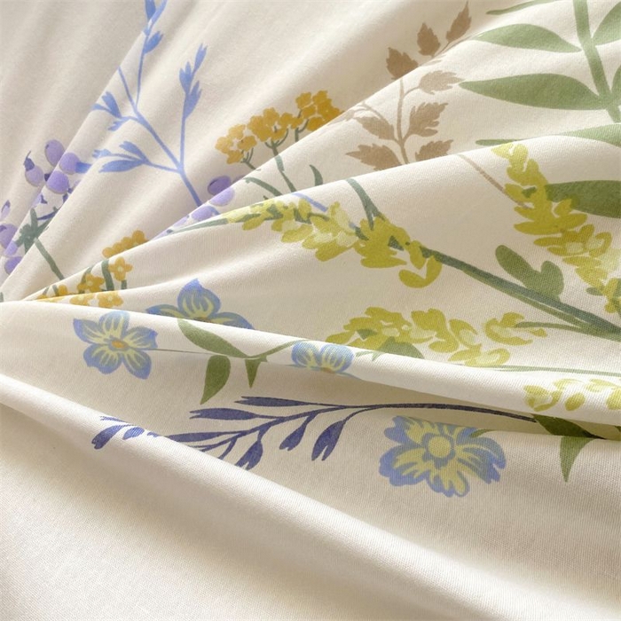 91家纺网 家纺一手货源 找家纺 欧妮家纺 2026新款全棉面料蕾丝花边夹棉绗缝床盖 全棉蕾丝款床盖-枫丹白露