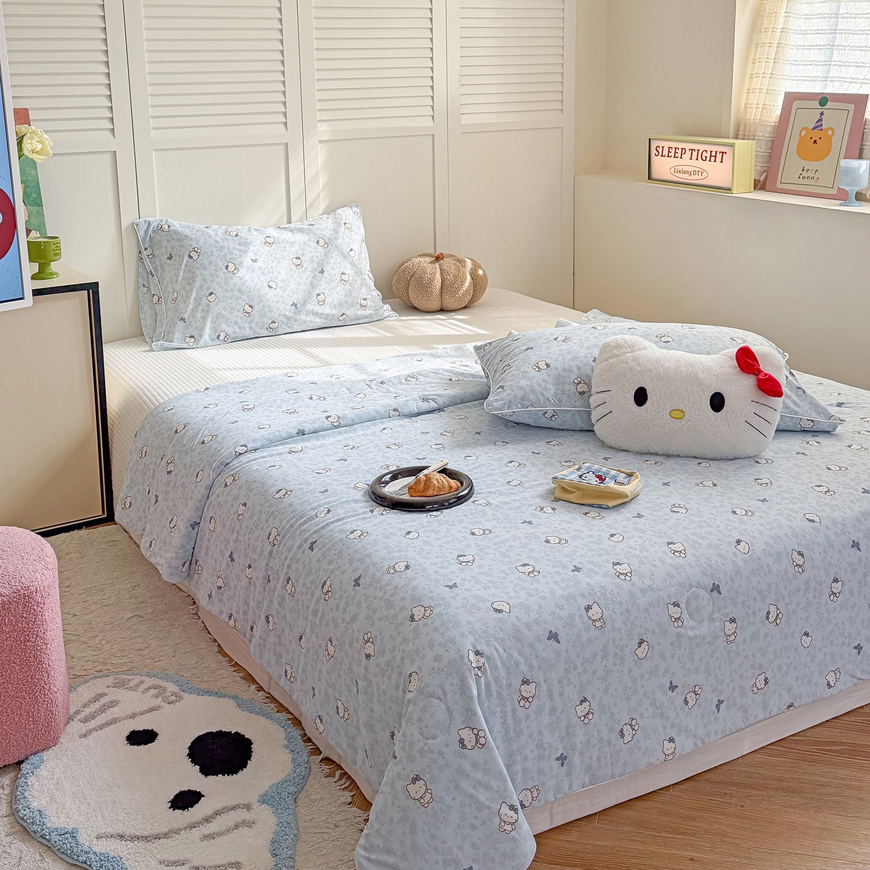 91家纺网 家纺一手货源 找家纺 金梦拉家纺 2026春夏新款锦氨凉感丝印花系列夏被空调被夏凉被 蓝调凯蒂