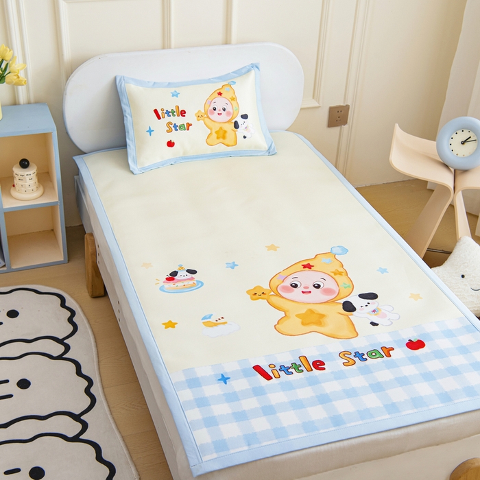 91家纺网 家纺一手货源 找家纺 鱼宝 2026新款卡通儿童大版数码印花冰丝席子凉席 调皮小星