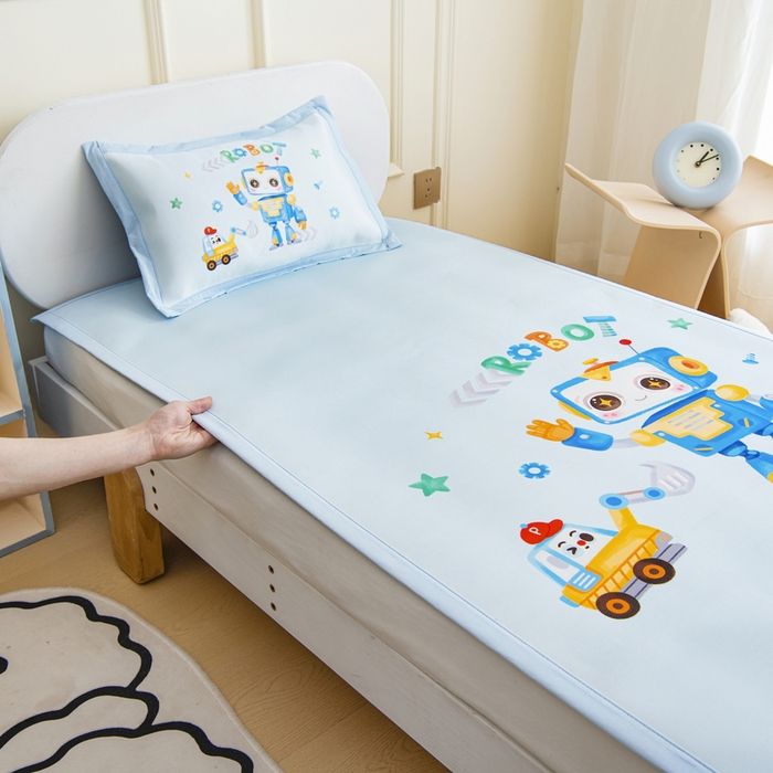 91家纺网 家纺一手货源 找家纺 鱼宝 2026新款卡通儿童大版数码印花冰丝席子凉席 小ai同学