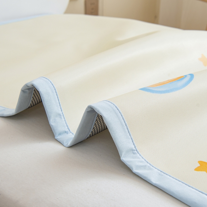 91家纺网 家纺一手货源 找家纺 鱼宝 2026新款卡通儿童大版数码印花冰丝席子凉席 调皮小星