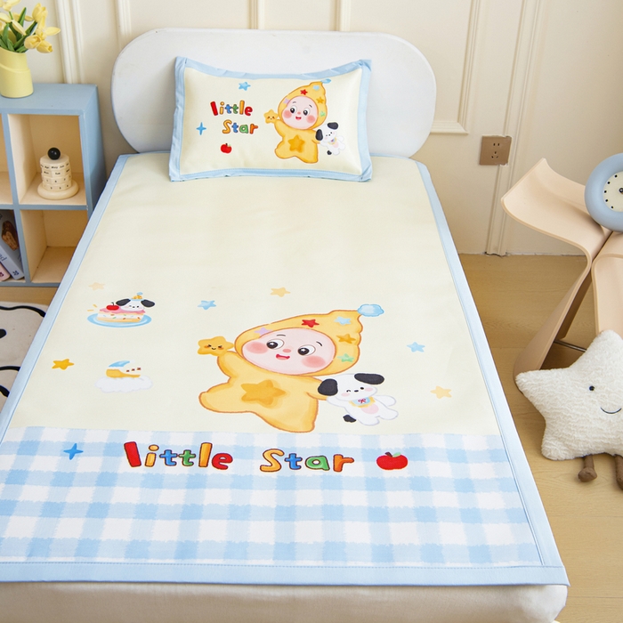 91家纺网 家纺一手货源 找家纺 鱼宝 2026新款卡通儿童大版数码印花冰丝席子凉席 调皮小星