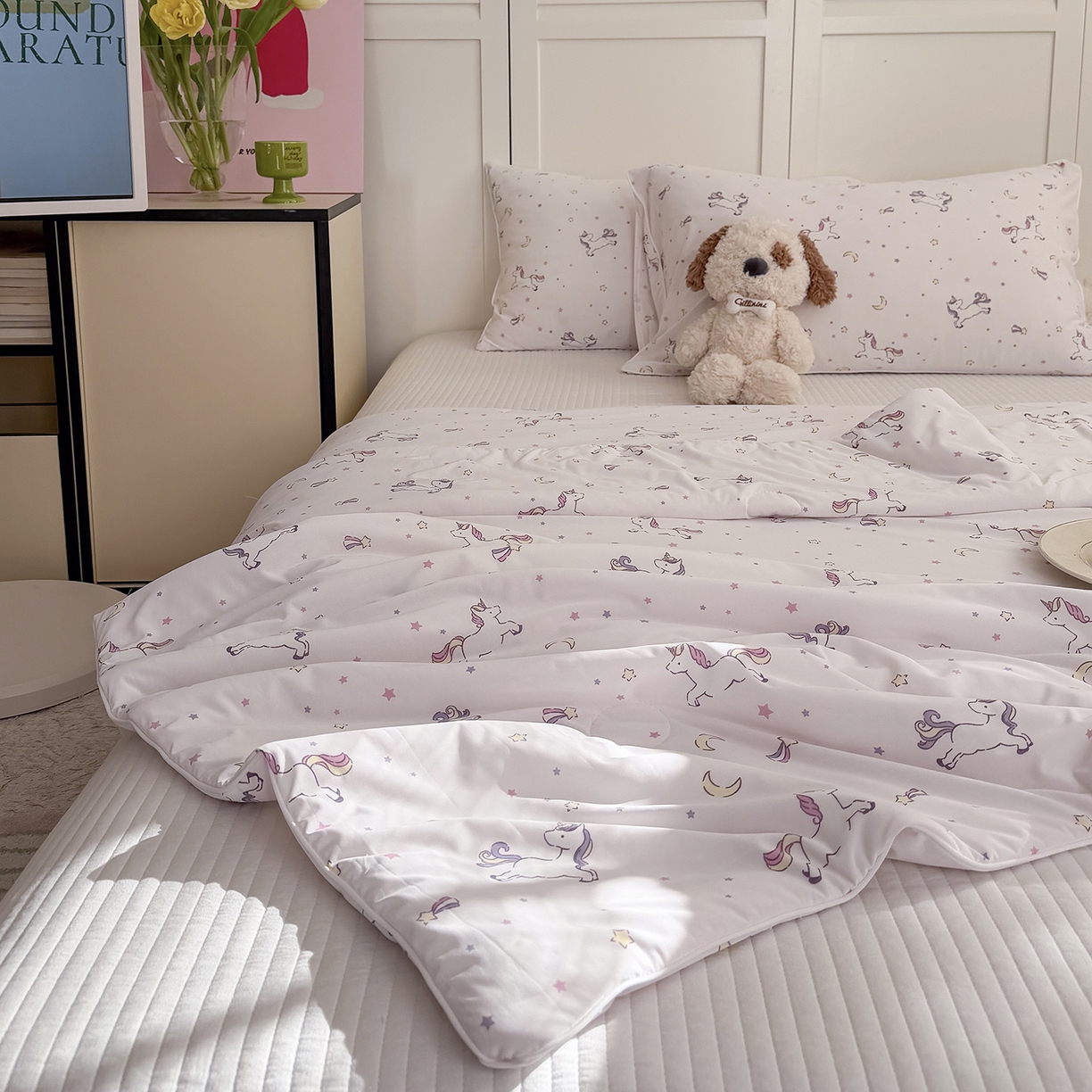 91家纺网 家纺一手货源 找家纺 金梦拉家纺 2026春夏新款锦氨凉感丝印花系列夏被空调被夏凉被 梦幻独角兽