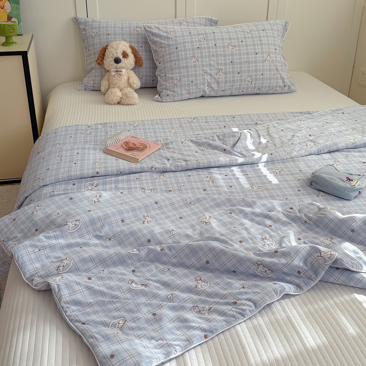 金梦拉家纺 2026春夏新款锦氨凉感丝印花系列夏被空调被夏凉被 木马蓝