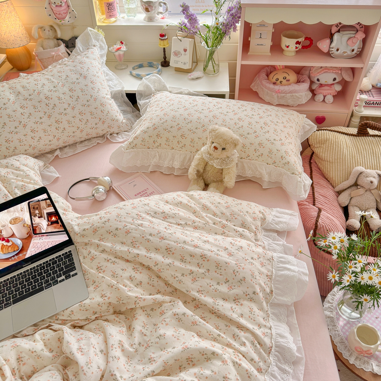 91家纺网 家纺一手货源 找家纺 锦彩家居 2026新款A类全棉纯棉双层纱韩式花边小清新三件套四件套INS小红书-月下花町系列（提供买家秀） 樱花落雨