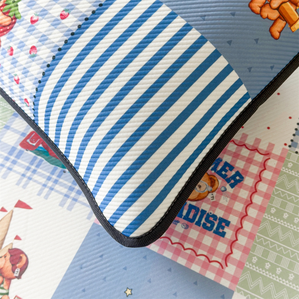 91家纺网 家纺一手货源 找家纺 源舍家纺 2026新款泰迪爱兰系列（正版授权）A类三明治复合印花斜纹豆豆软凉席学生床 泰迪区域