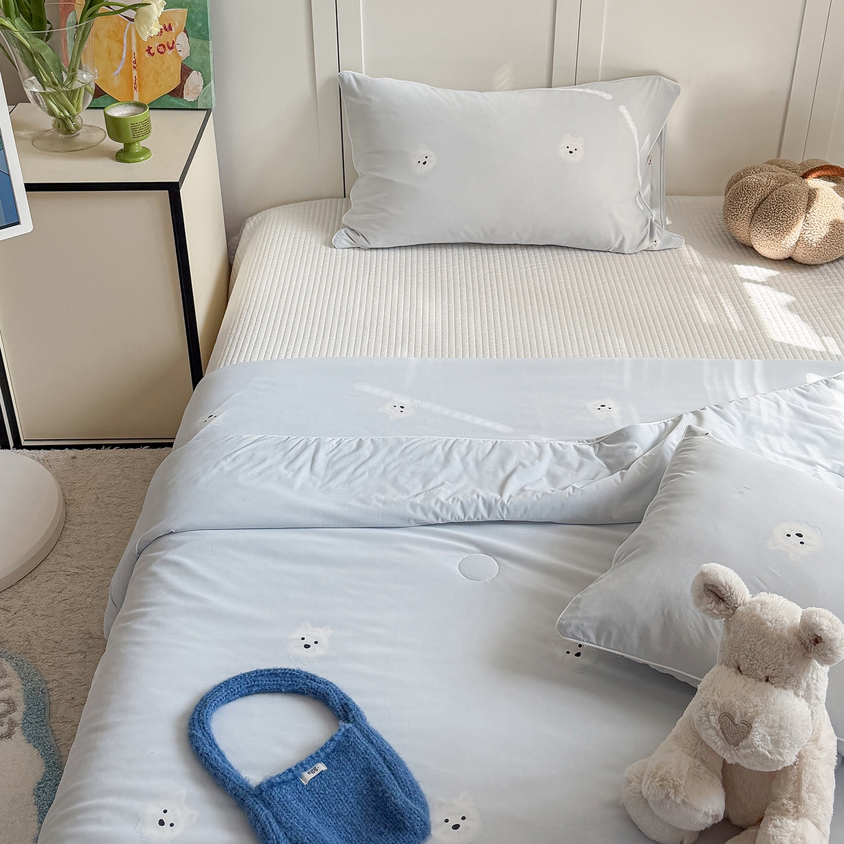 91家纺网 家纺一手货源 找家纺 金梦拉家纺 2026春夏新款锦氨凉感丝印花系列夏被空调被夏凉被 泡芙小狗