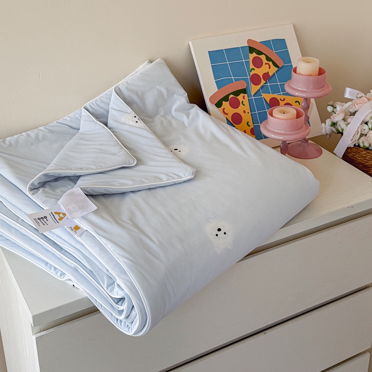 91家纺网 家纺一手货源 找家纺 金梦拉家纺 2026春夏新款锦氨凉感丝印花系列夏被空调被夏凉被 泡芙小狗