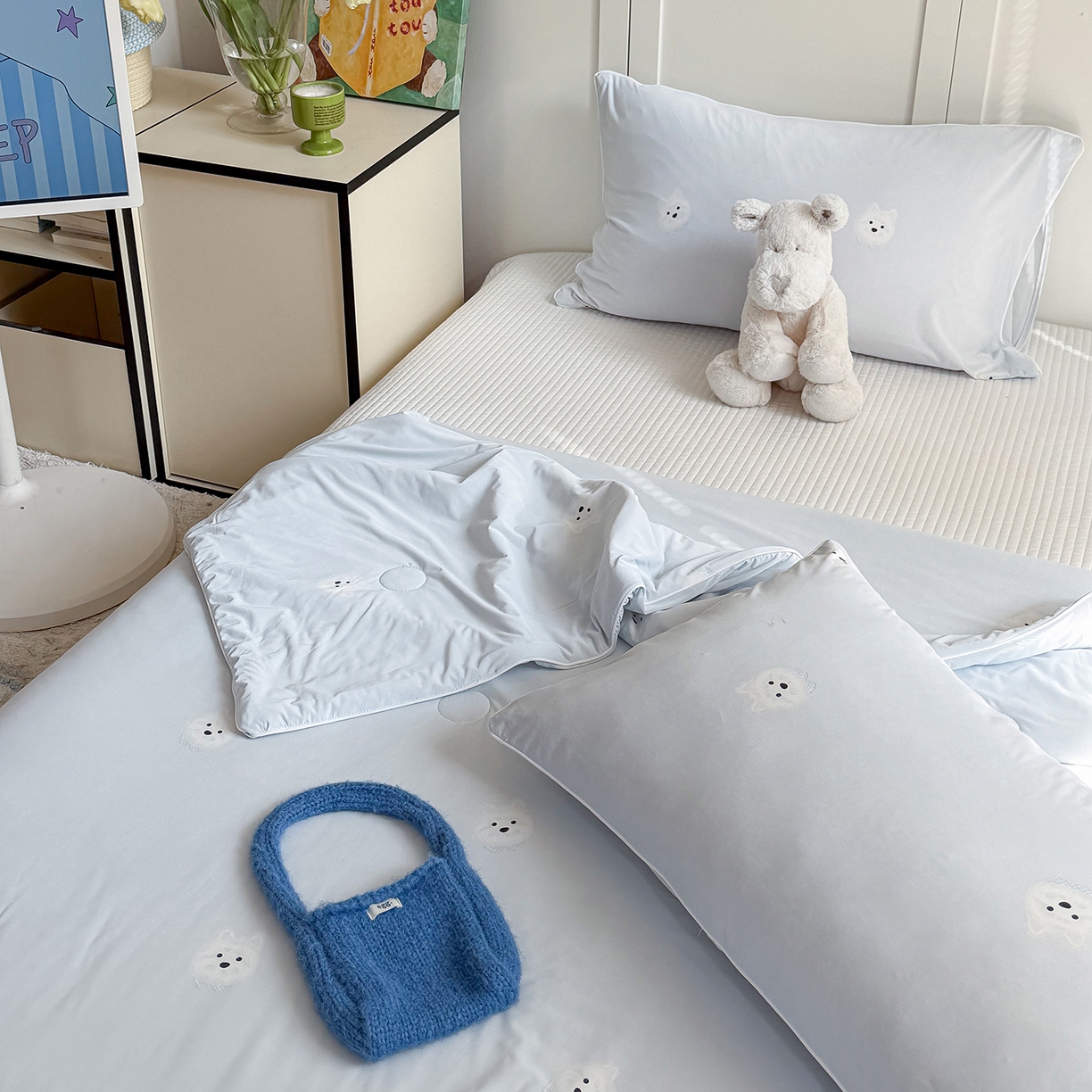 91家纺网 家纺一手货源 找家纺 金梦拉家纺 2026春夏新款锦氨凉感丝印花系列夏被空调被夏凉被 泡芙小狗