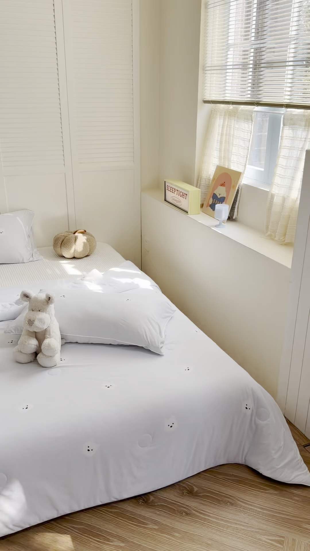 91家纺网 家纺一手货源 找家纺 金梦拉家纺 2026春夏新款锦氨凉感丝印花系列夏被空调被夏凉被 泡芙小狗