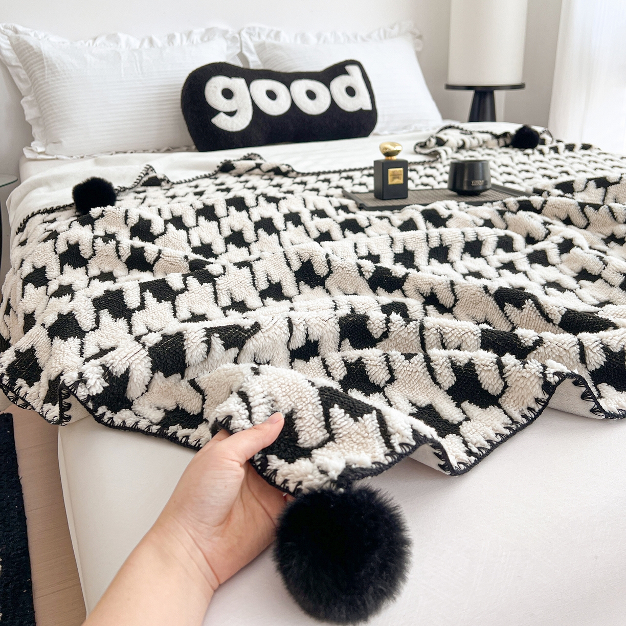 91家纺网 家纺一手货源 找家纺 （总）娜朵家纺 2026新款阳离子牛奶绒双层毛球复合毯