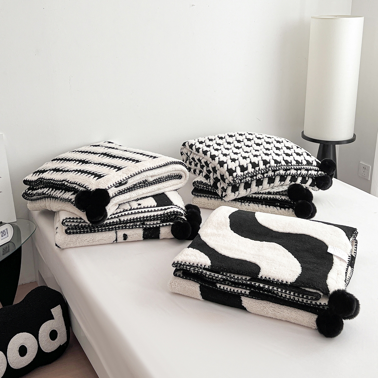 91家纺网 家纺一手货源 找家纺 娜朵家纺 2026新款阳离子牛奶绒双层毛球复合毯 组合图