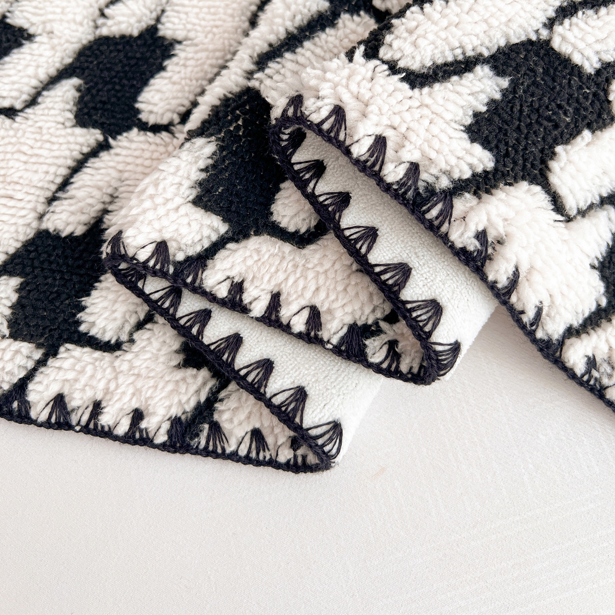 91家纺网 家纺一手货源 找家纺 （总）娜朵家纺 2026新款阳离子牛奶绒双层毛球复合毯