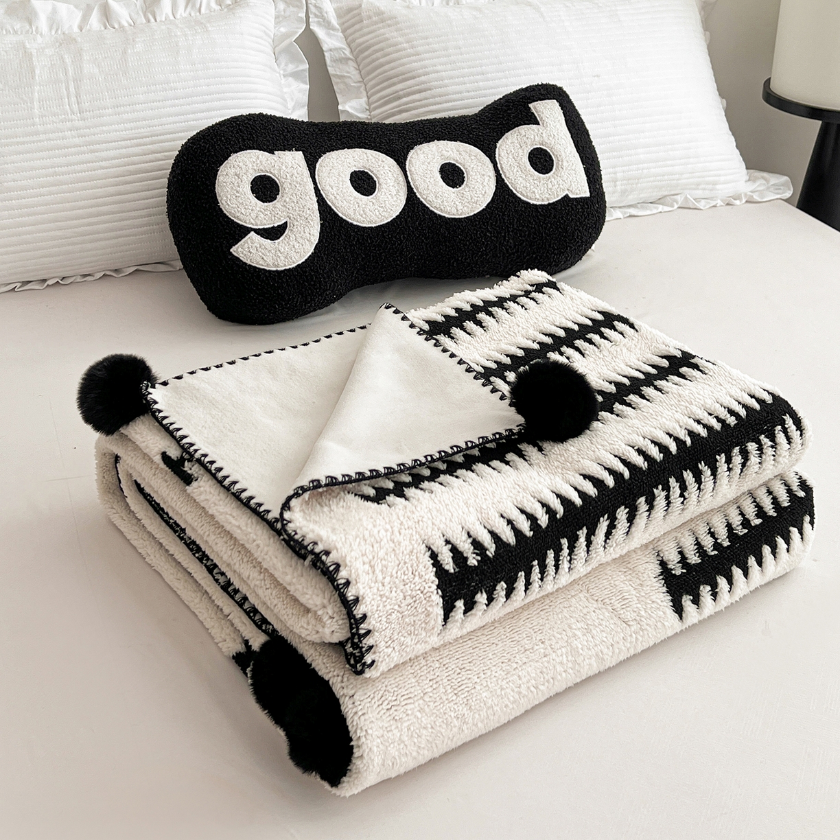 91家纺网 家纺一手货源 找家纺 娜朵家纺 2026新款阳离子牛奶绒双层毛球复合毯 步步高升