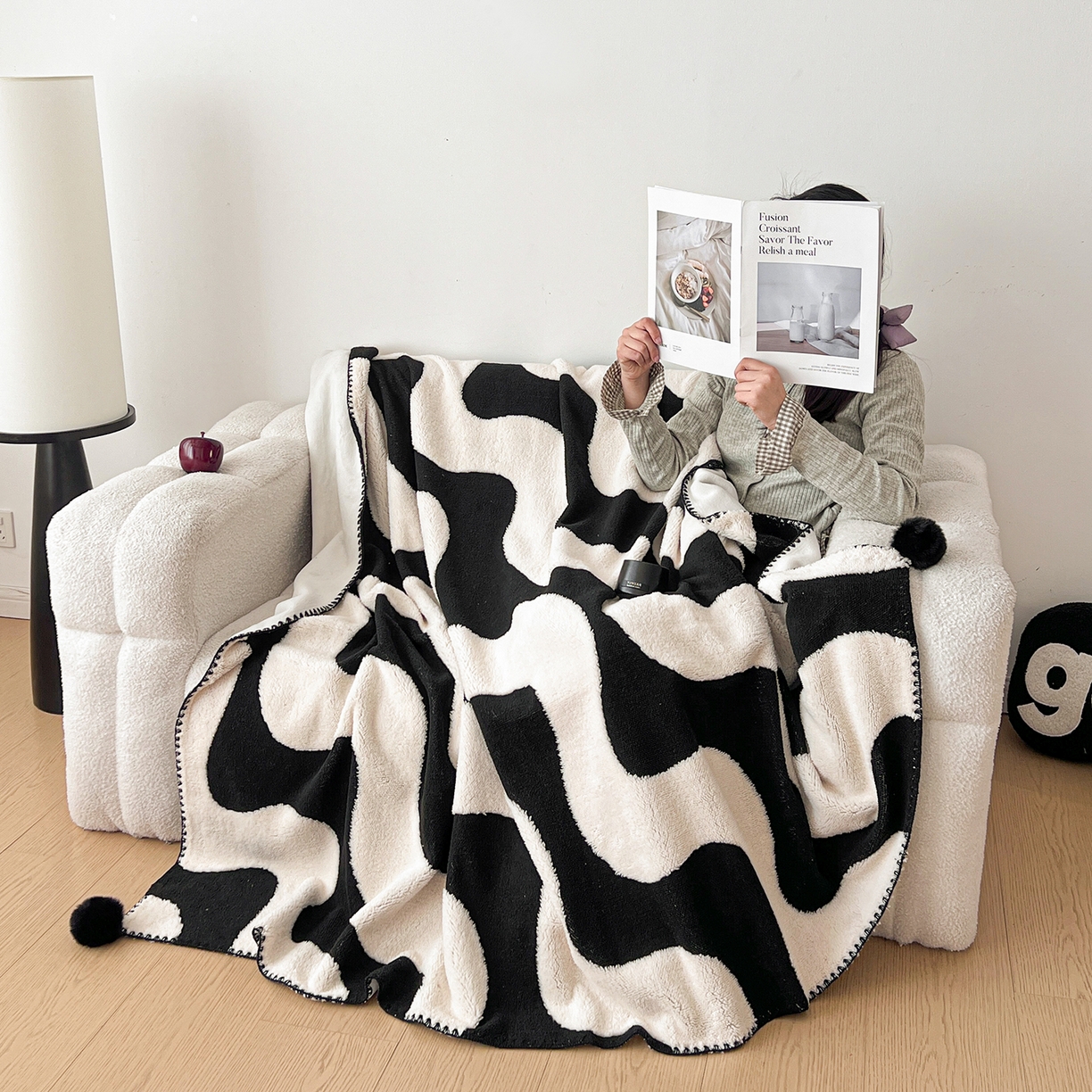 91家纺网 家纺一手货源 找家纺 娜朵家纺 2026新款阳离子牛奶绒双层毛球复合毯 波浪