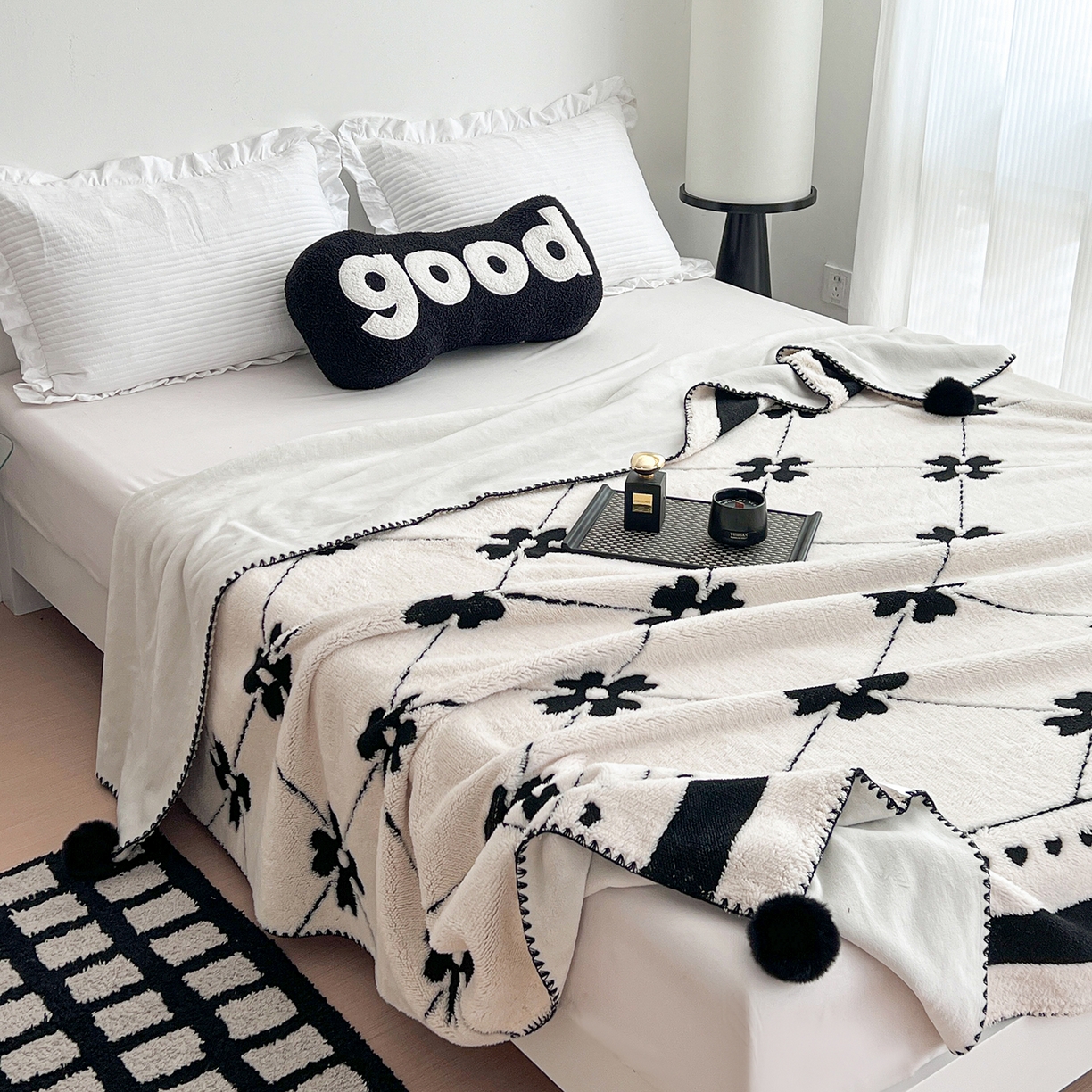 91家纺网 家纺一手货源 找家纺 娜朵家纺 2026新款阳离子牛奶绒双层毛球复合毯 齐花绽放