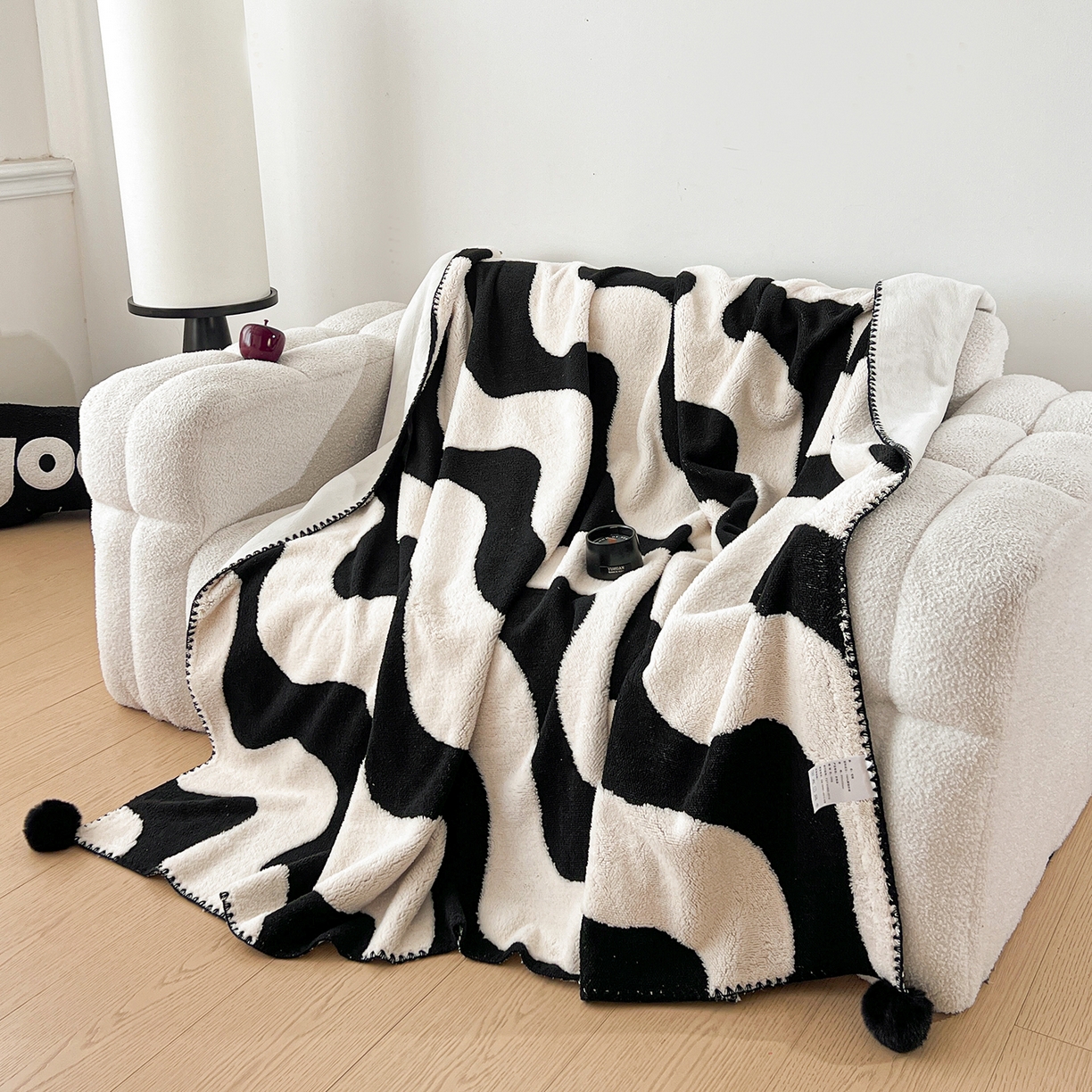 91家纺网 家纺一手货源 找家纺 娜朵家纺 2026新款阳离子牛奶绒双层毛球复合毯 波浪