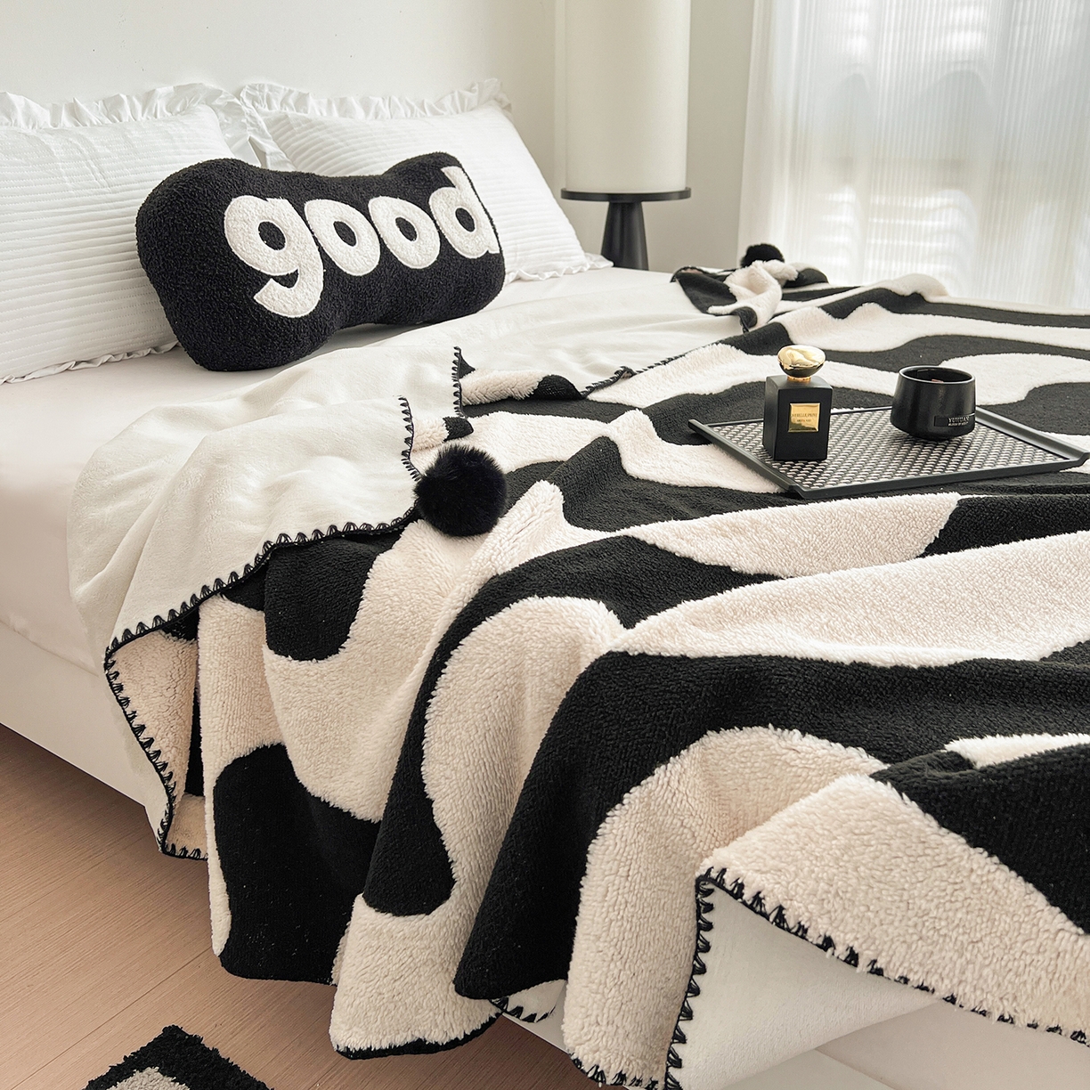 91家纺网 家纺一手货源 找家纺 娜朵家纺 2026新款阳离子牛奶绒双层毛球复合毯 波浪