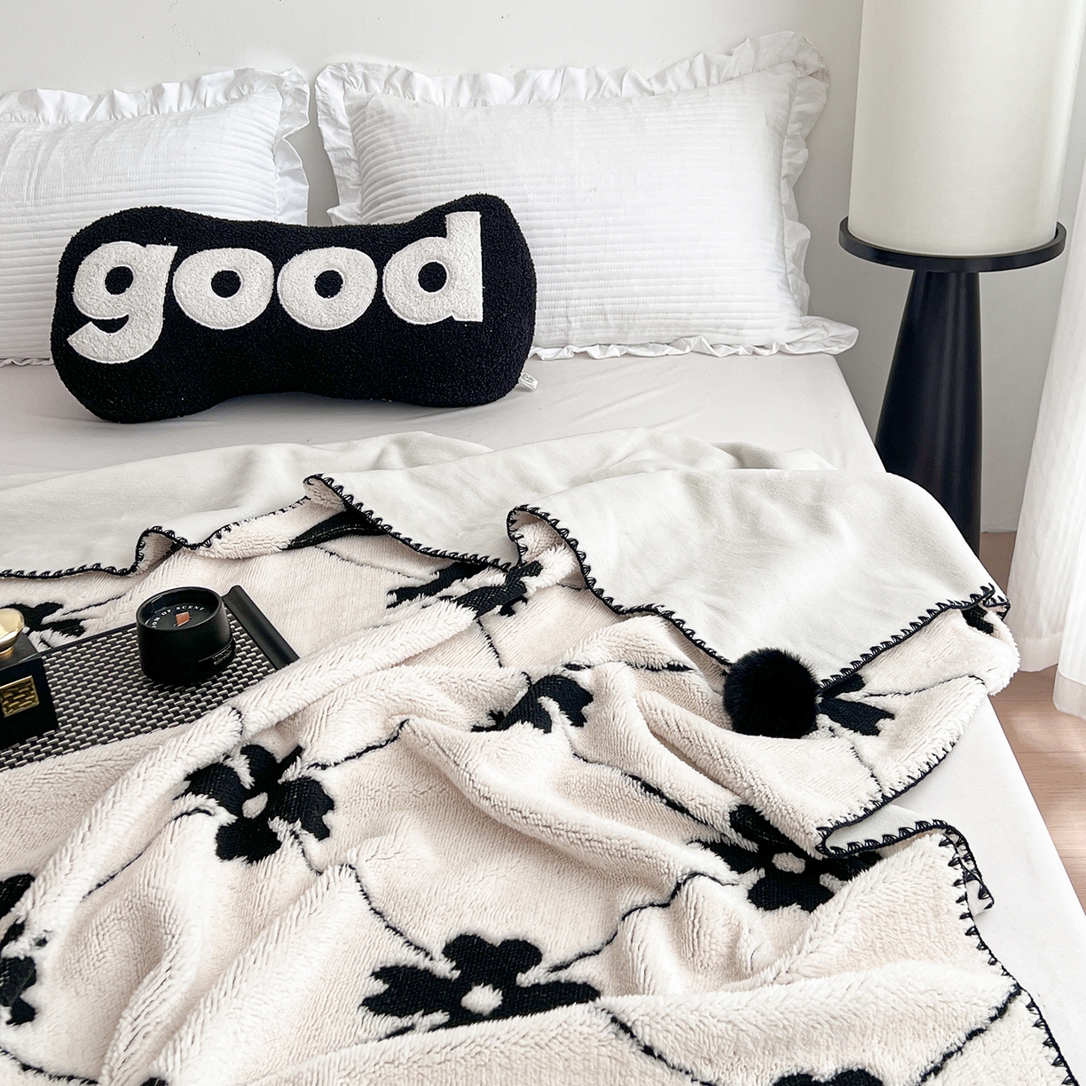 91家纺网 家纺一手货源 找家纺 娜朵家纺 2026新款阳离子牛奶绒双层毛球复合毯 齐花绽放