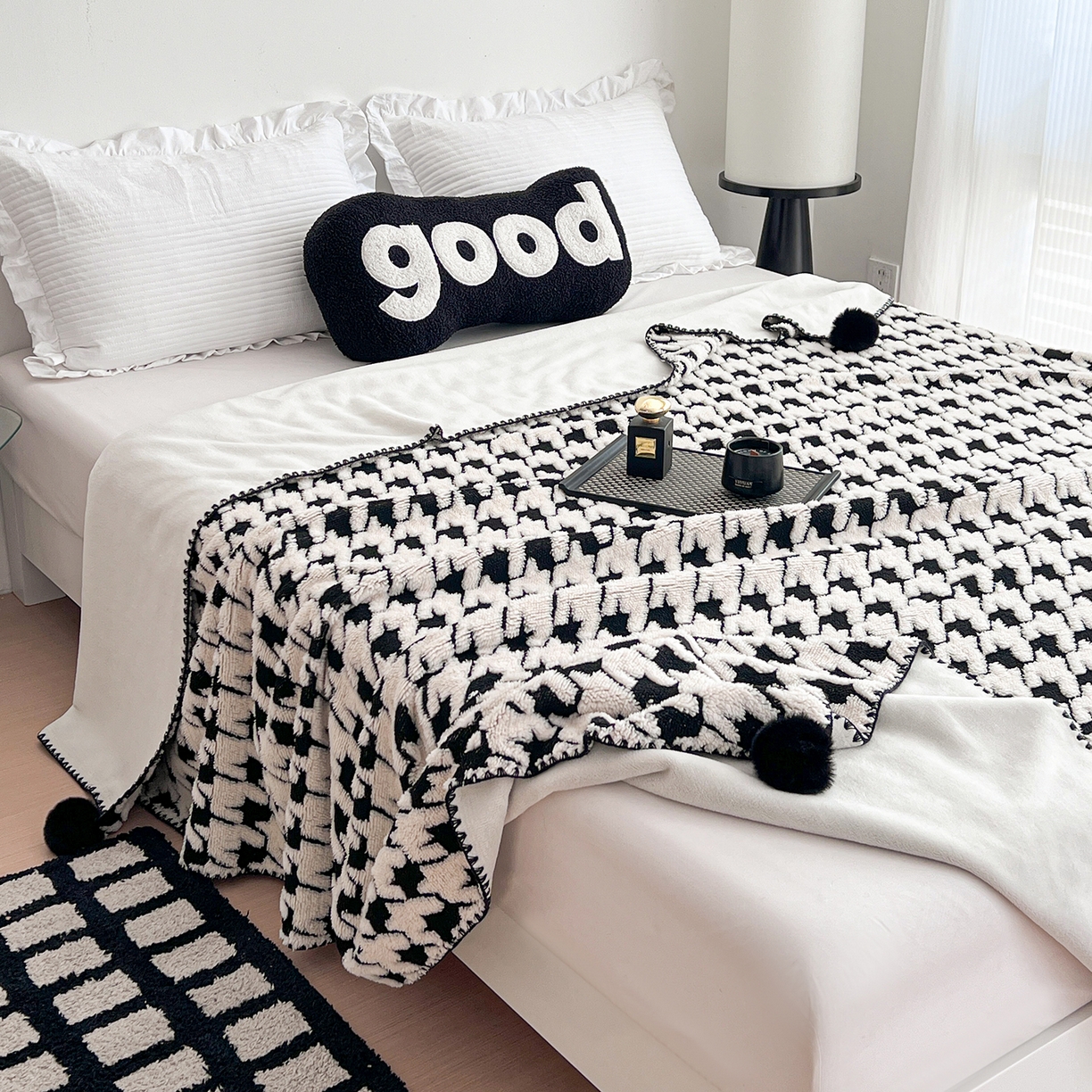 91家纺网 家纺一手货源 找家纺 娜朵家纺 2026新款阳离子牛奶绒双层毛球复合毯 千鸟