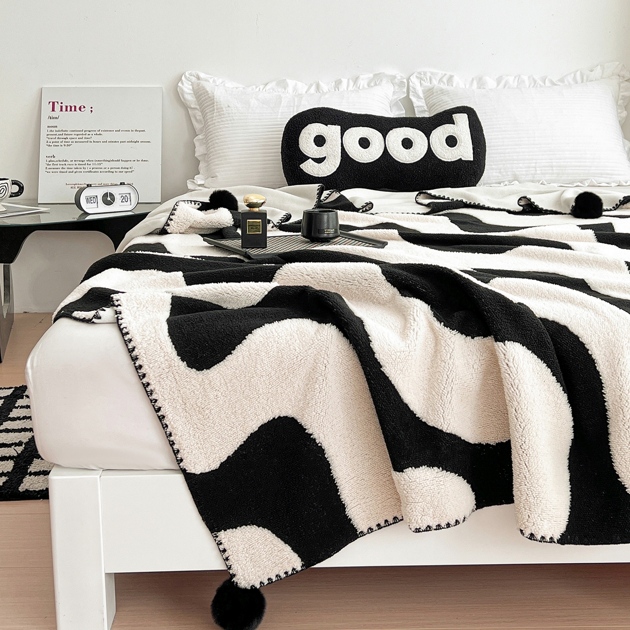 91家纺网 家纺一手货源 找家纺 娜朵家纺 2026新款阳离子牛奶绒双层毛球复合毯 波浪