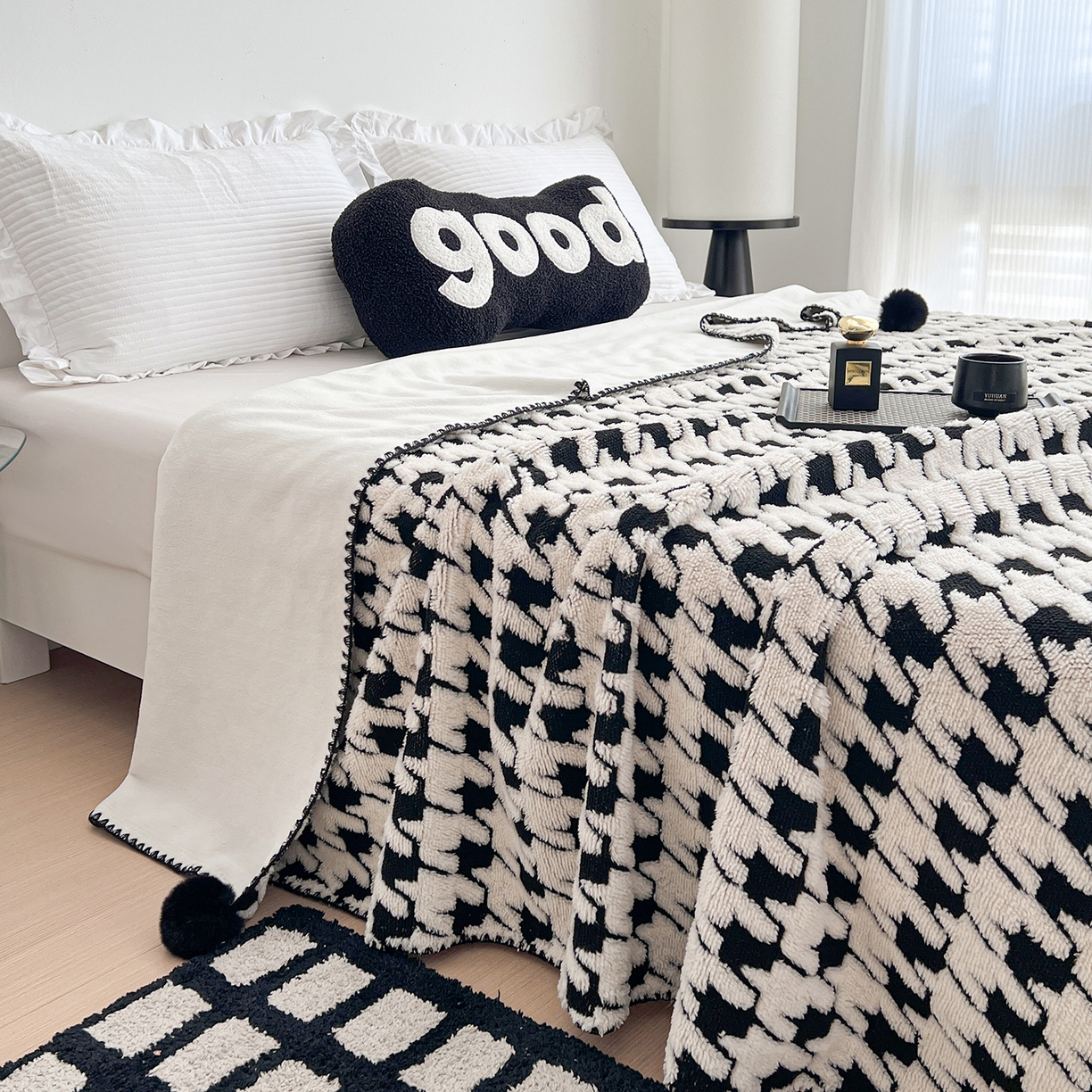 娜朵家纺 2026新款阳离子牛奶绒双层毛球复合毯 千鸟