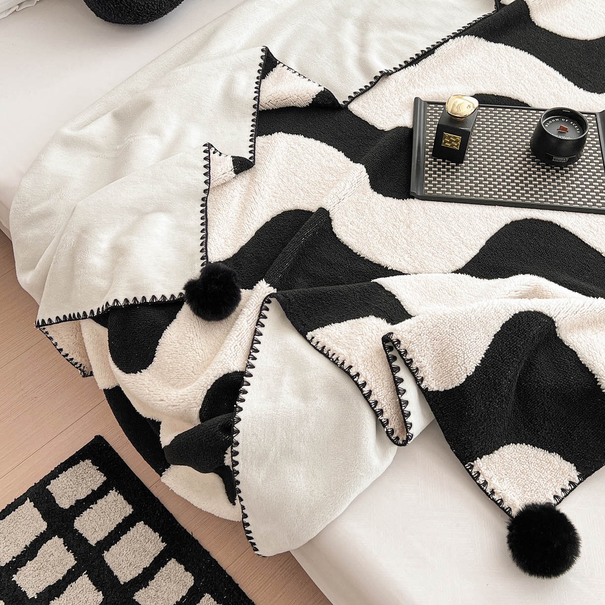 91家纺网 家纺一手货源 找家纺 娜朵家纺 2026新款阳离子牛奶绒双层毛球复合毯 波浪