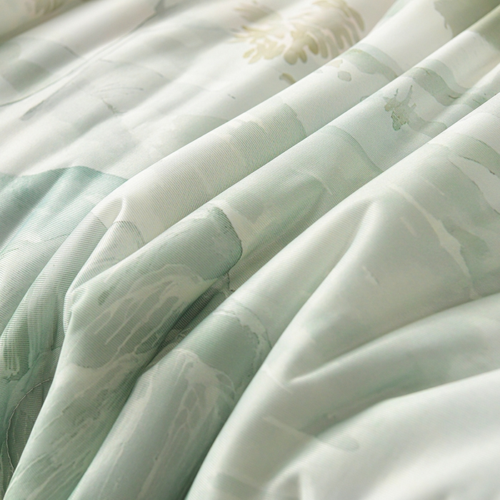 91家纺网 家纺一手货源 找家纺 曼尼 2026新款印花凉感丝夏被夏凉被 烂漫